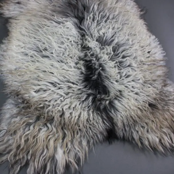 Natural Curly Grey Icelandic Sheepskin Rug Medium