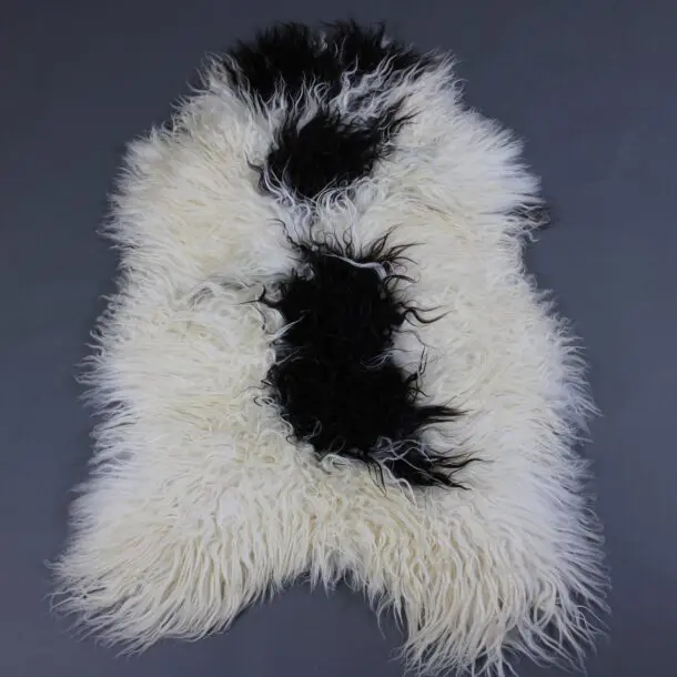 Natural Curly Mixed Sheepskin Rug MED22