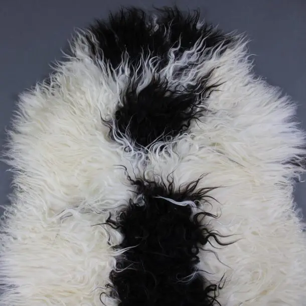 Natural Curly Mixed Sheepskin Rug MED22