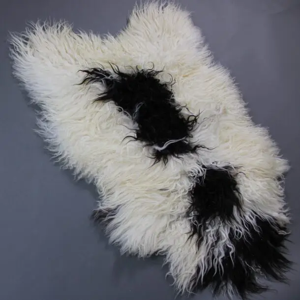 Natural Curly Mixed Sheepskin Rug MED22