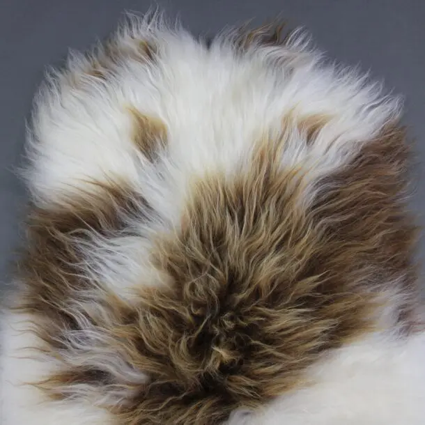 Natural Icelandic Sheepskin Rug ISM389