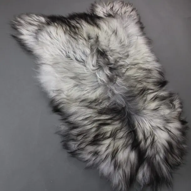 Natural Grey Icelandic Sheepskin Rug ING386