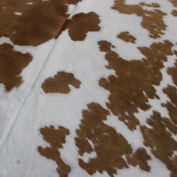 Cowhide Rug Brown and White C00969