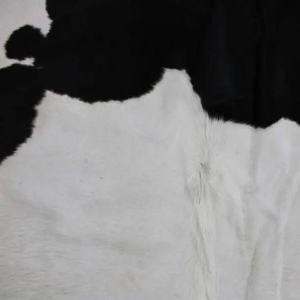 Cowhide Rug Black and White C00988