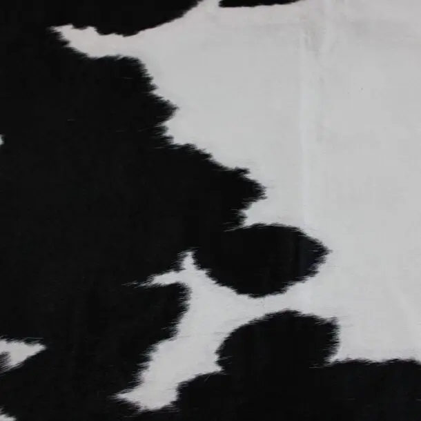 Cowhide Rug Black and White C01013