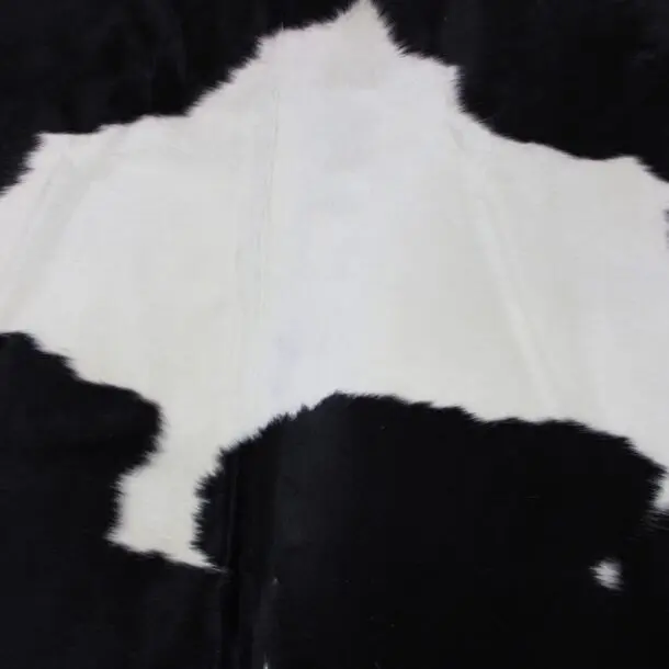 Cowhide Rug Black and White C01015