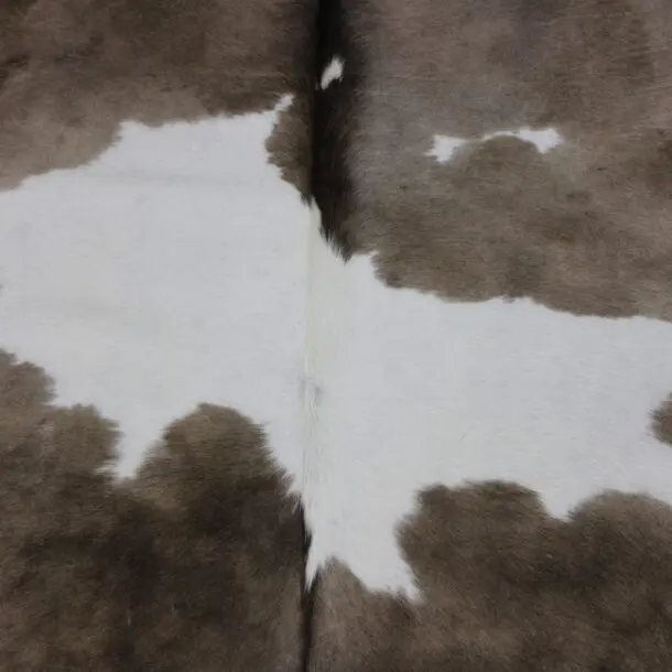 Cowhide Rug Brown and White C01027