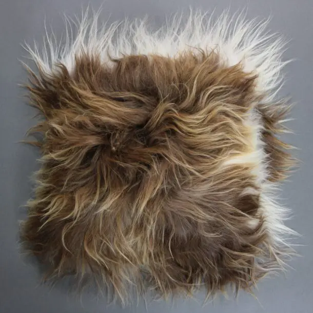 Icelandic Sheepskin Cushion Spotted Rusty
