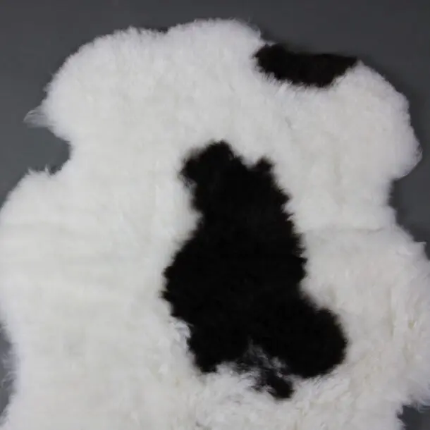 Natural Icelandic Sheepskin Rug Shorn IMX136-SHORN