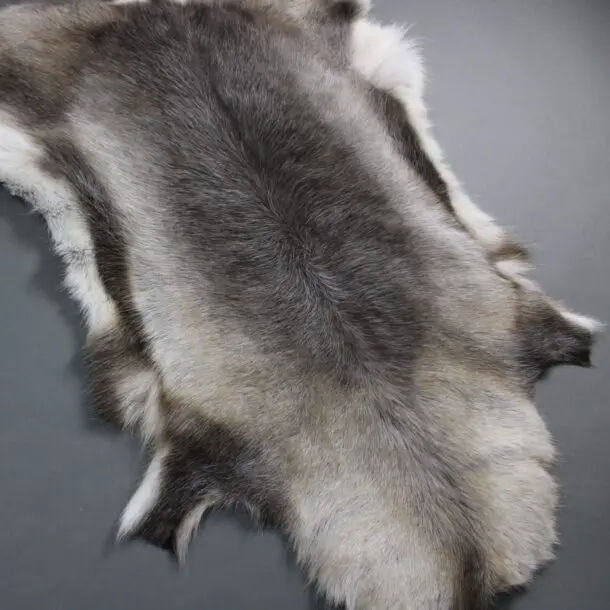 Reindeer Hide Rug R1138