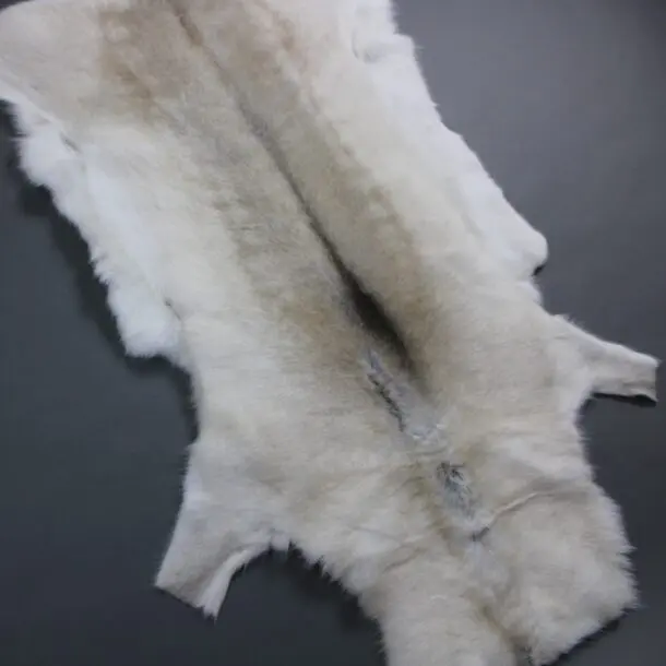 Reindeer Hide Rug R1141
