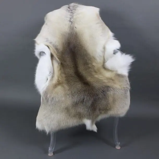Reindeer Hide Rug R1144