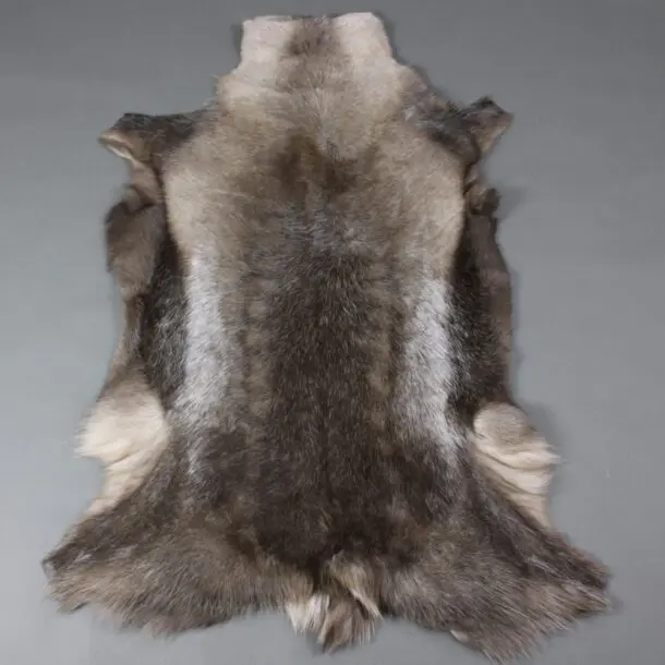 Reindeer Hide Rug R1146