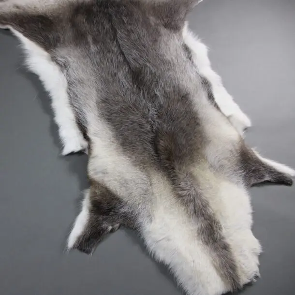 Reindeer Hide Rug R1157