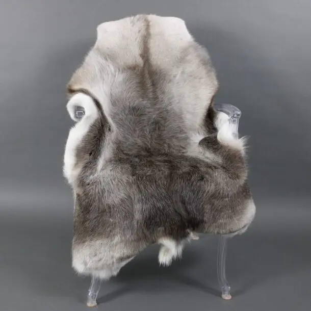 Reindeer Hide Rug R1158