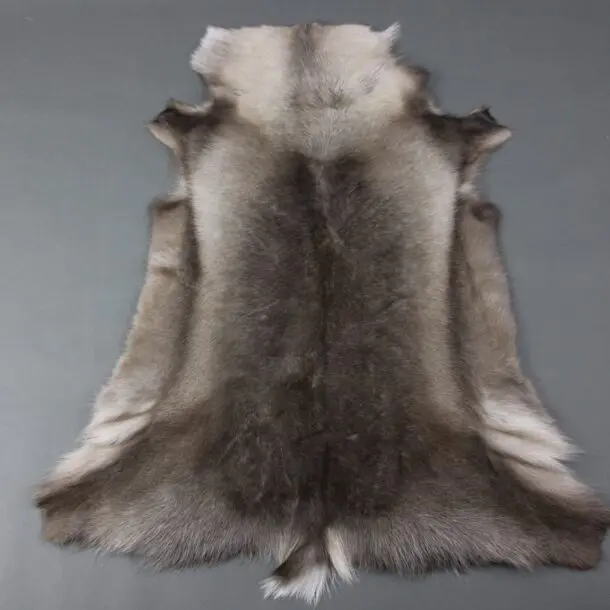 Reindeer Hide Rug R1161