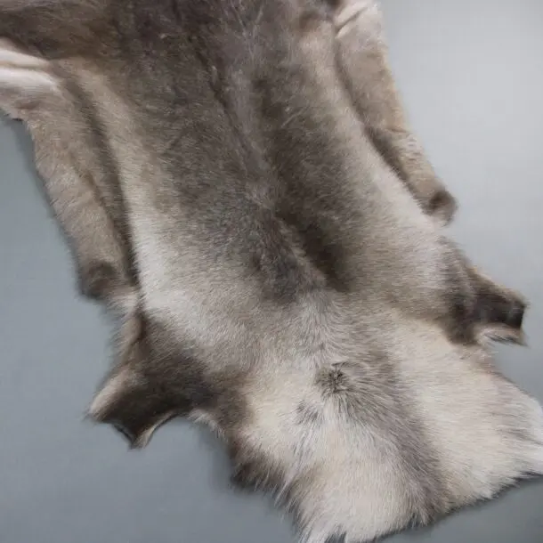 Reindeer Hide Rug R1161