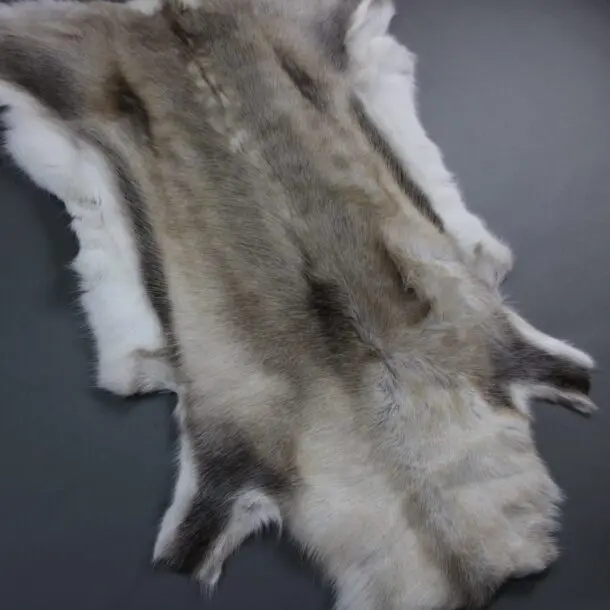 Reindeer Hide Rug R1163