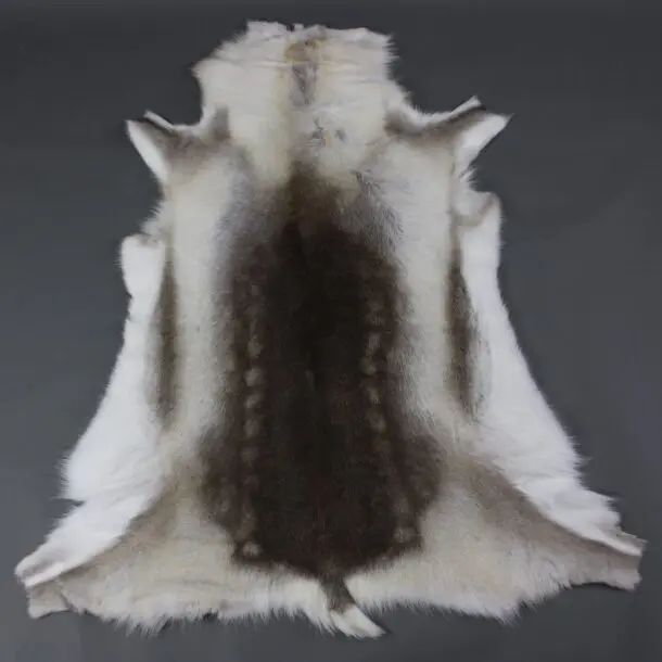 Reindeer Hide Rug R1169