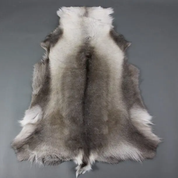 Reindeer Hide Rug R1170