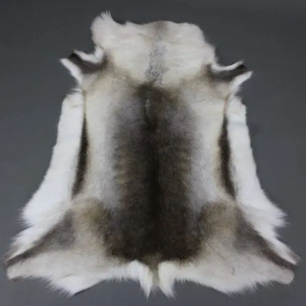 Reindeer Hide Rug R1177