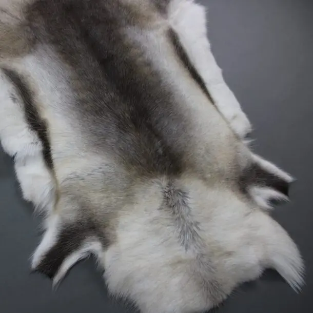 Reindeer Hide Rug R1177