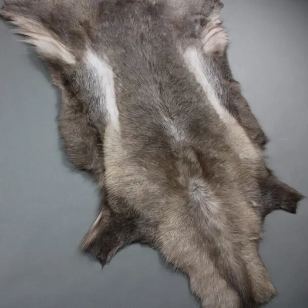 Reindeer Hide Rug R1178