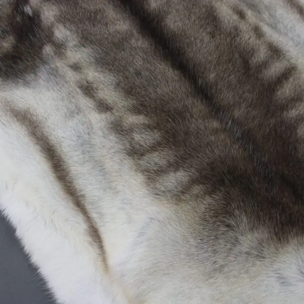 Reindeer Hide Rug R1179