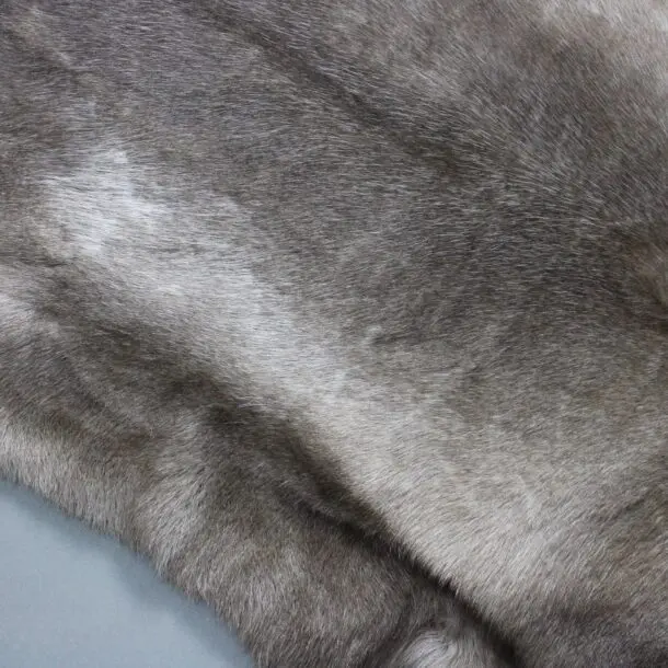 Reindeer Hide Rug R1208