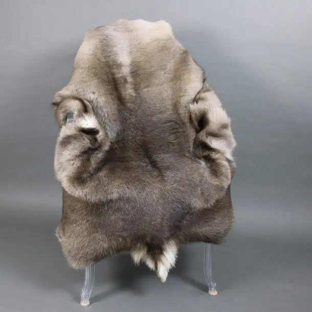 Reindeer Hide Rug R1208