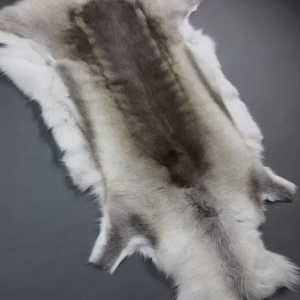 Reindeer Hide Rug R1217