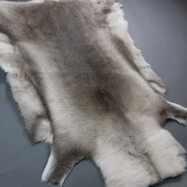 Reindeer Hide Rug R1219