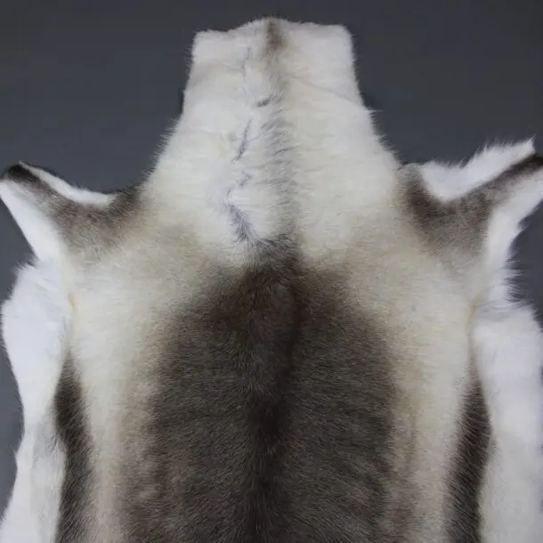 Reindeer Hide Rug R1224