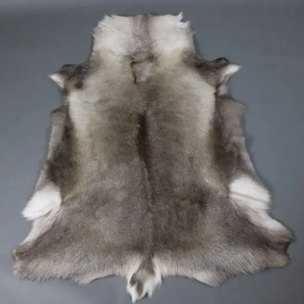Reindeer Hide Rug R1225