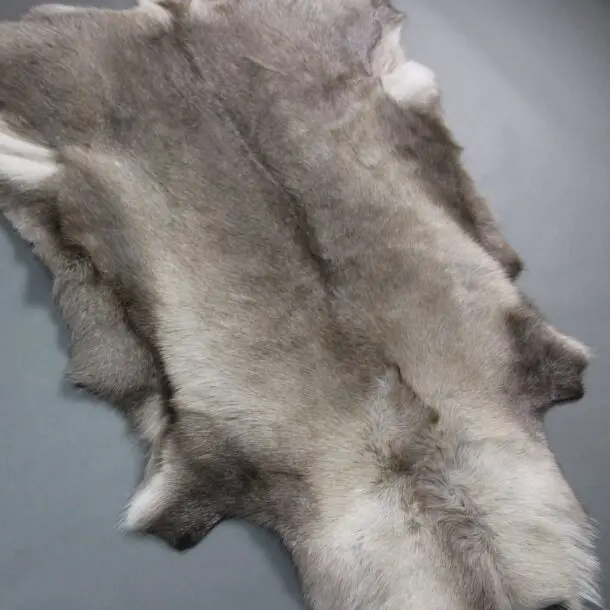 Reindeer Hide Rug R1225