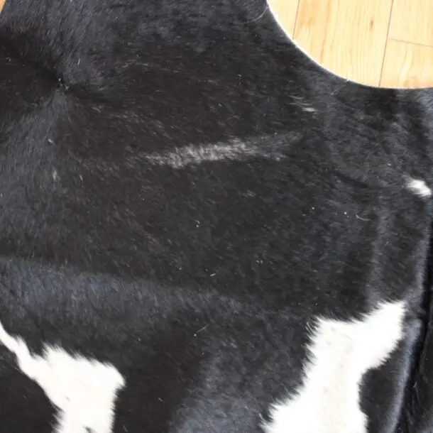 Cowhide Rug Black and White C01094