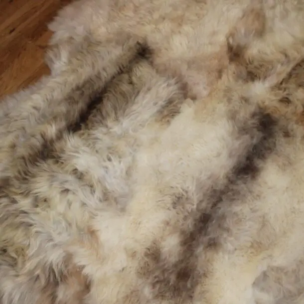 Rare Breed Sheepskin Rug 6 Skin RB6S-77