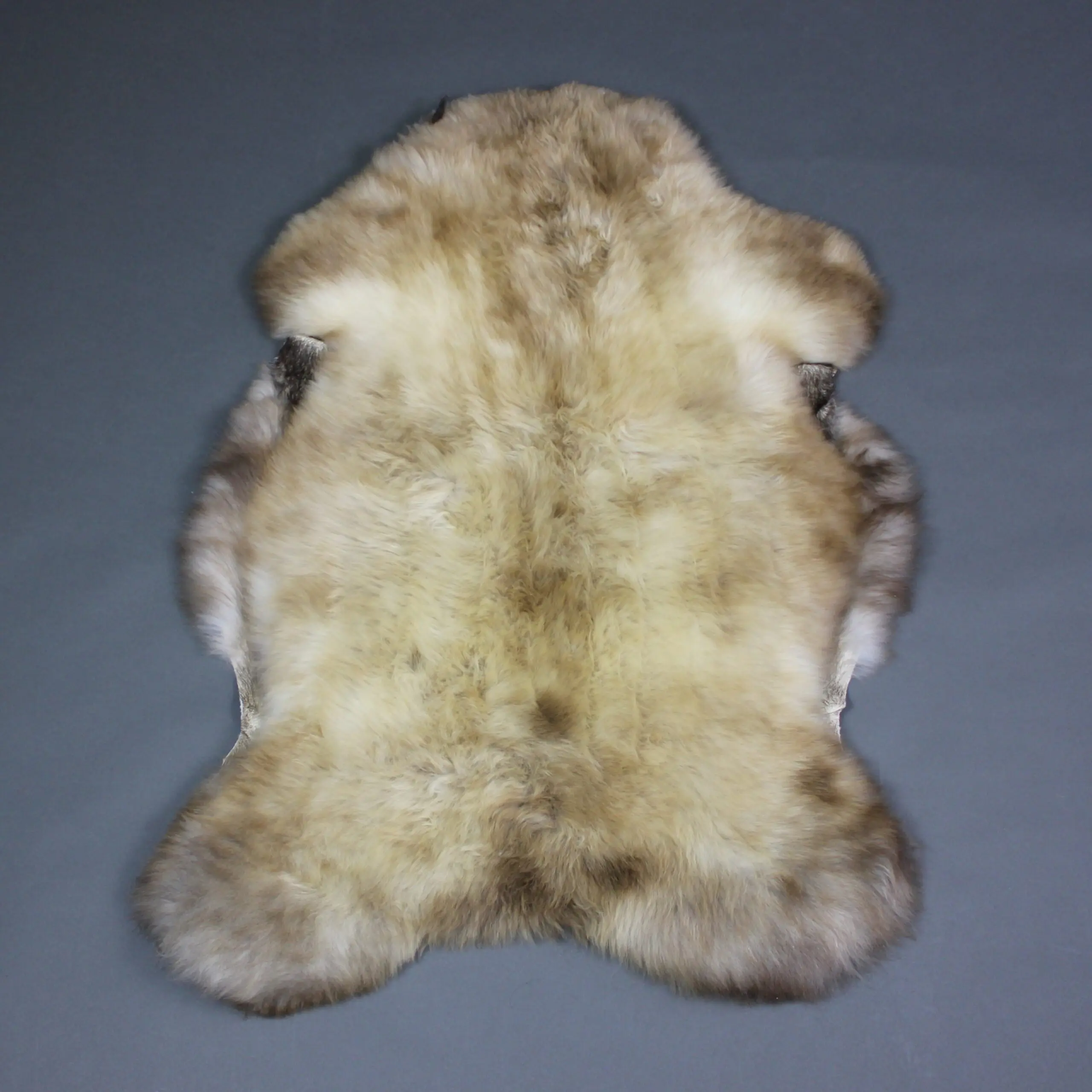Rare Breed Sheepskin Rug RBM-92