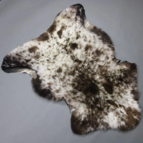 Rare Breed Sheepskin Rug RBM-93