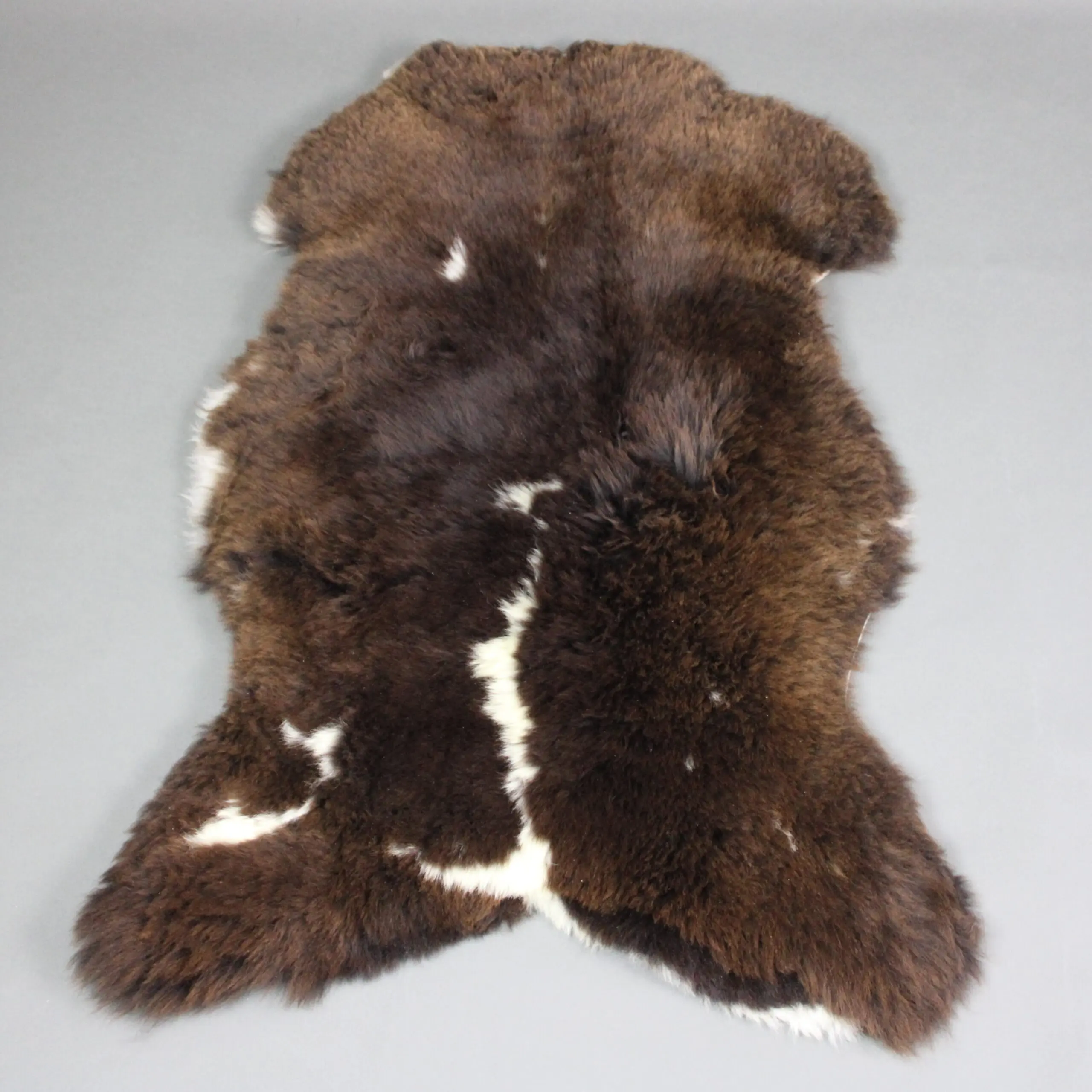 Rare Breed Sheepskin Rug RBM-95