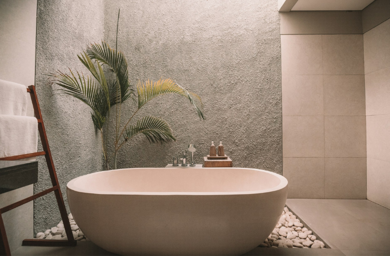 Hide Rugs in Unusual Spaces: Bathrooms, Entryways & Conservatories