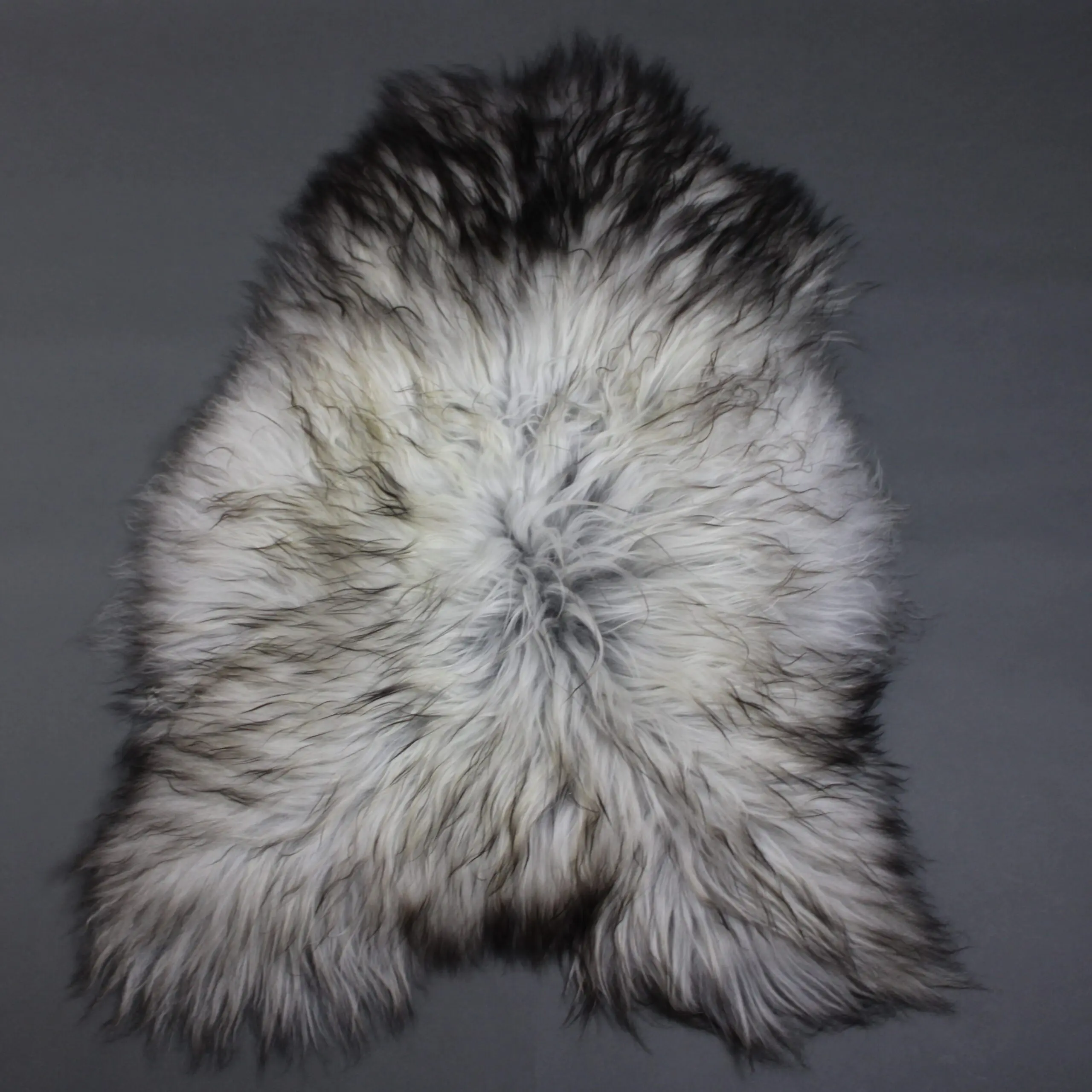 Natural Grey Icelandic Sheepskin Rug ING392