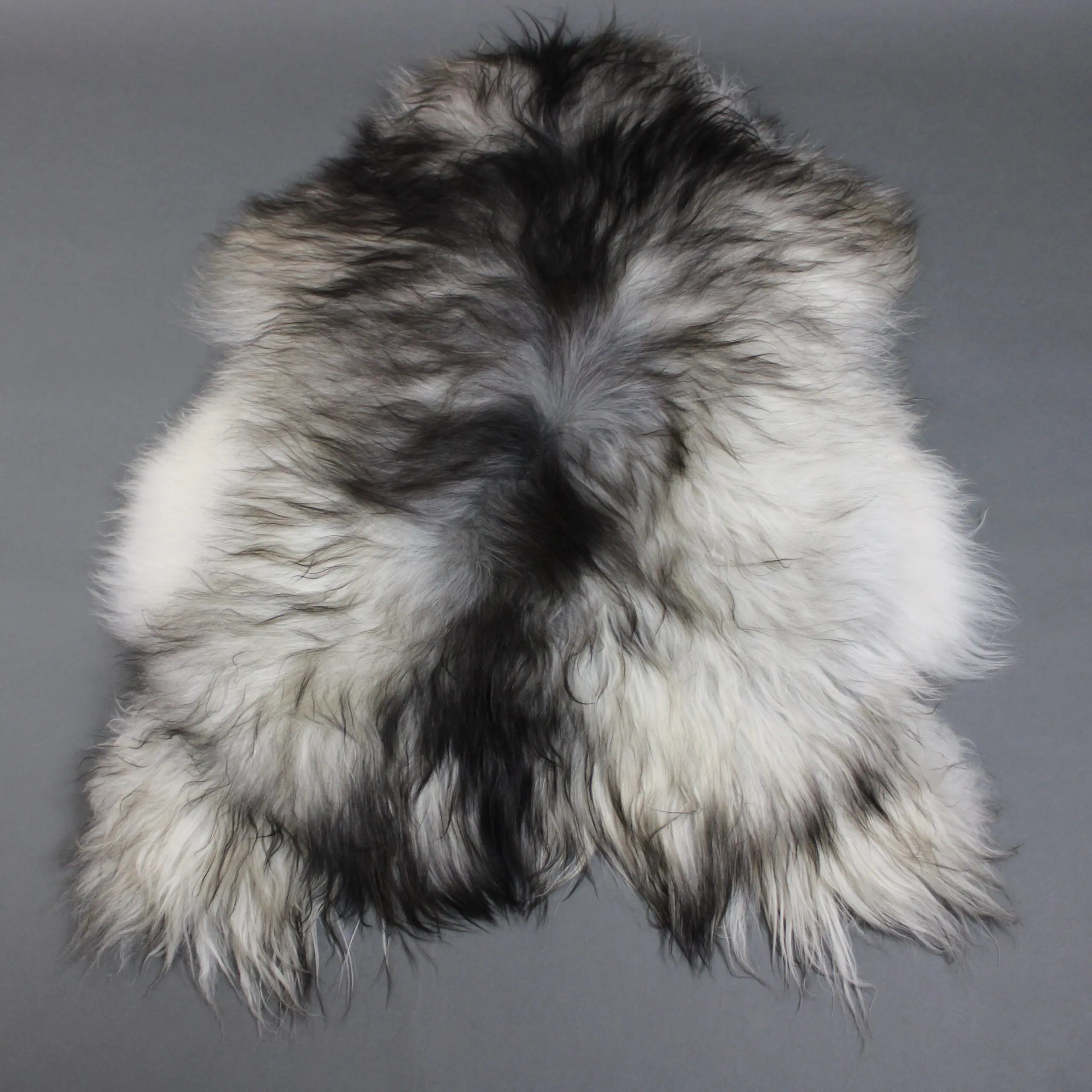 Natural Grey Icelandic Sheepskin Rug ING393