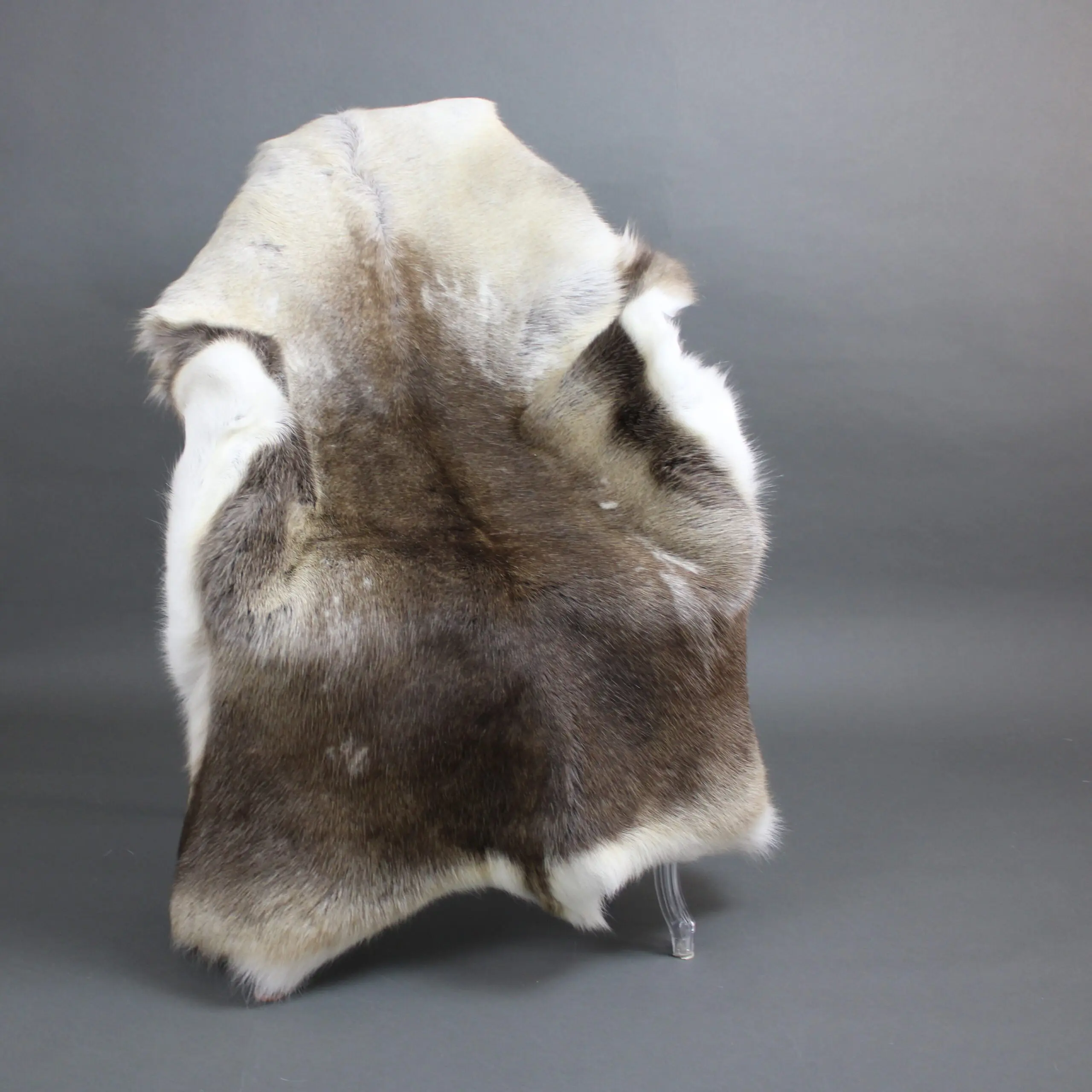 Reindeer Hide Rug R1267