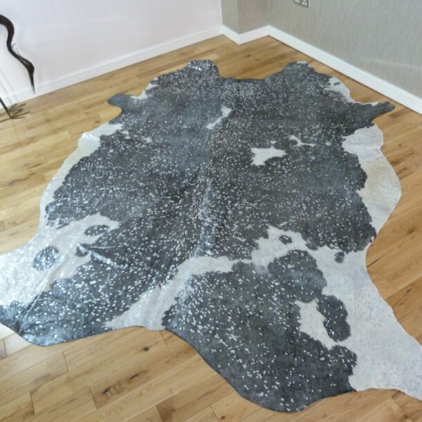 Black and White with Silver Metallic Cowhide Rug CM189