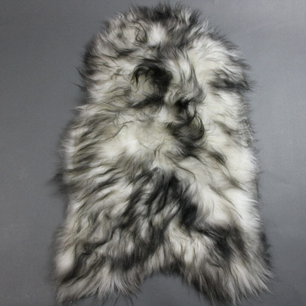 Icelandic Sheepskin Rug Dark Tops - Hide Rugs