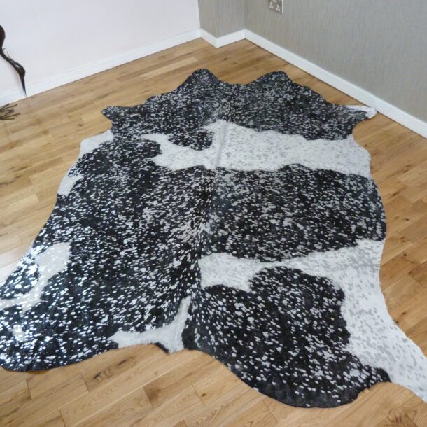 Black and White with Silver Metallic Cowhide Rug CM224