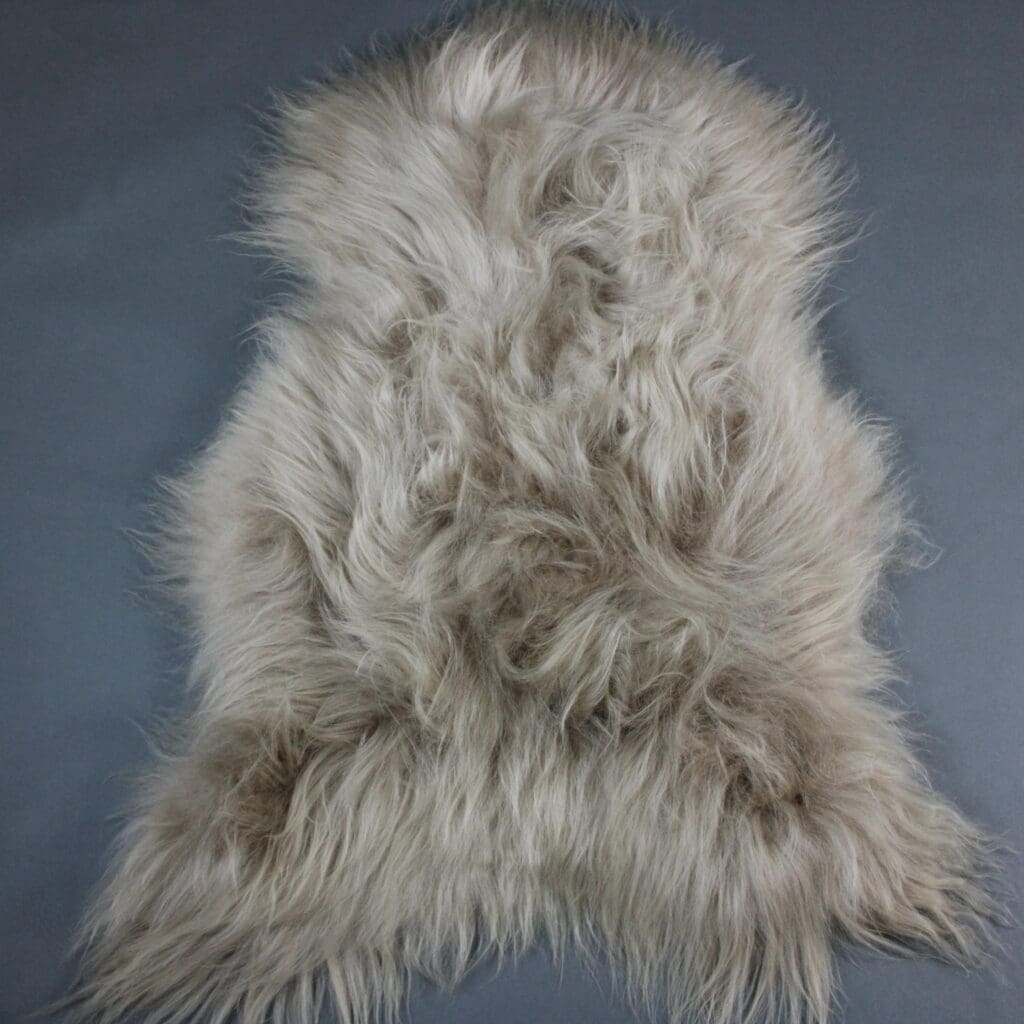 Icelandic Sheepskin Rug 3 Skin Ivory - Hide Rugs