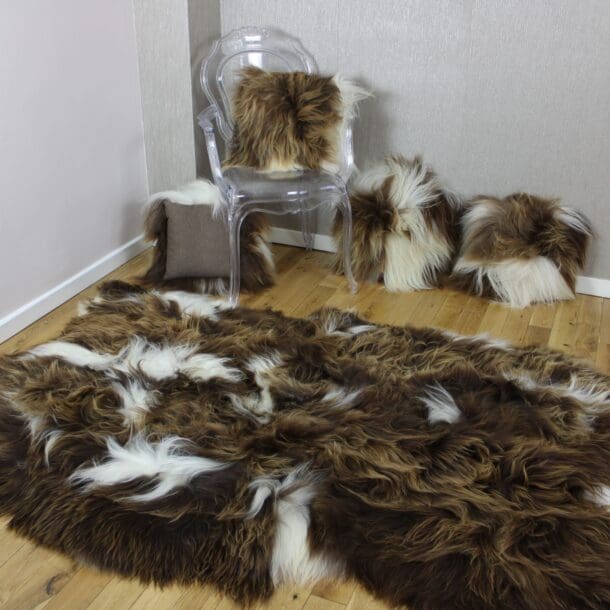 Beautiful white rusty black icelandic sheepskin hotsell rug